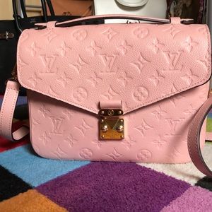Louis Vuitton Pochette Metis rose ballerine NFS